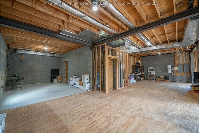 105 East Ridge Road, Charleston, WV 25314
