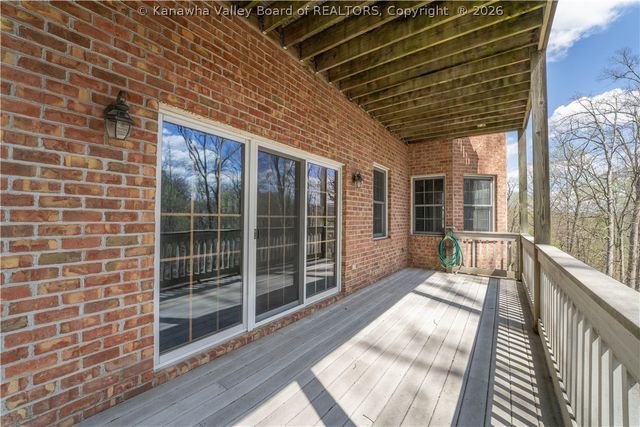 105 East Ridge Road, Charleston, WV 25314