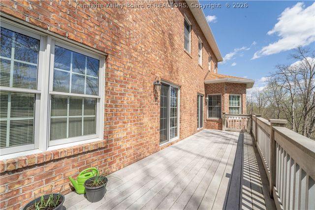 105 East Ridge Road, Charleston, WV 25314