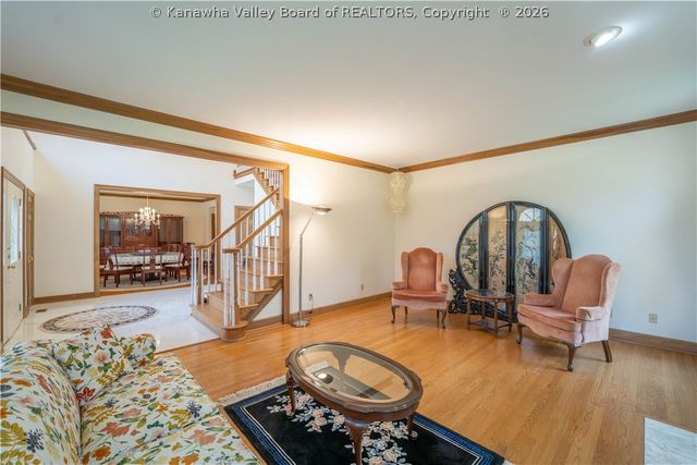 105 East Ridge Road, Charleston, WV 25314