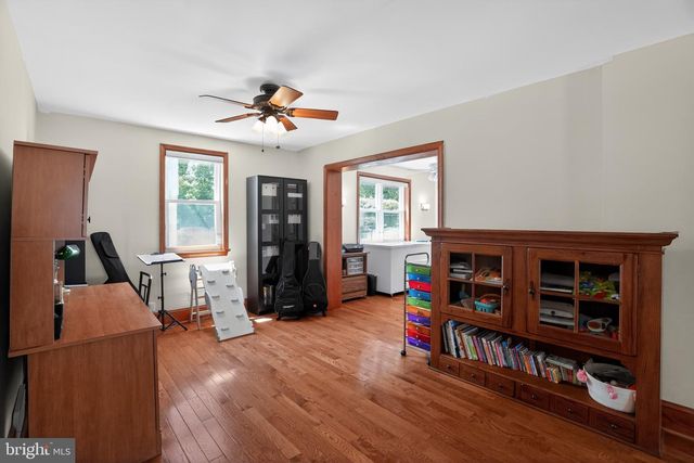 718 PEARL AVE, Morton, PA 19070