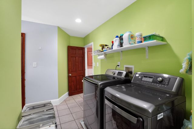 718 PEARL AVE, Morton, PA 19070