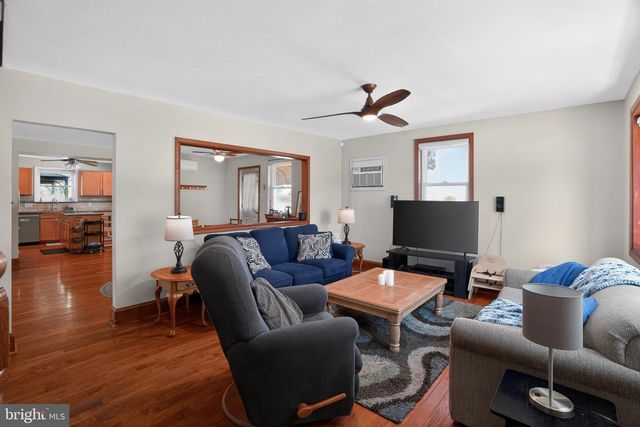 718 PEARL AVE, Morton, PA 19070