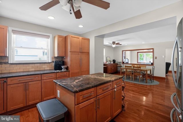 718 PEARL AVE, Morton, PA 19070