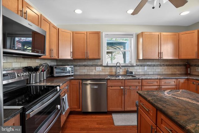 718 PEARL AVE, Morton, PA 19070