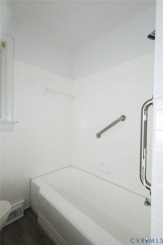 1814 Bedford St, Petersburg, VA 23803