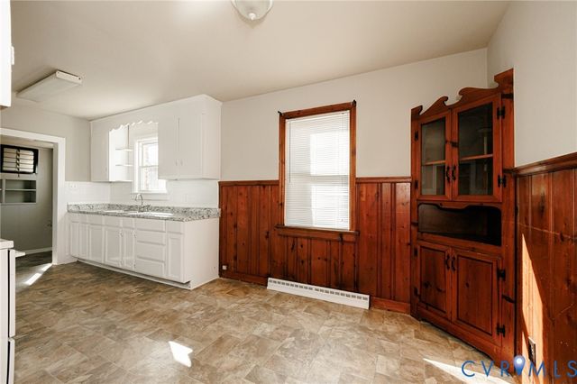 1814 Bedford St, Petersburg, VA 23803