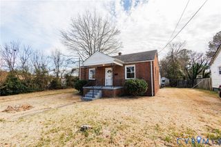 1814 Bedford St, Petersburg, VA 23803