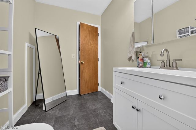 3002 Killian Road, Uniontown, OH 44685