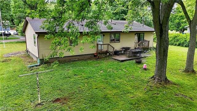 3002 Killian Road, Uniontown, OH 44685