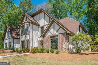 205 Chiswick Close, Johns Creek, GA 30022