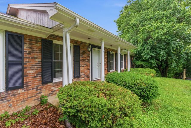 601 S Dogwood Drive, Berea, KY 40403