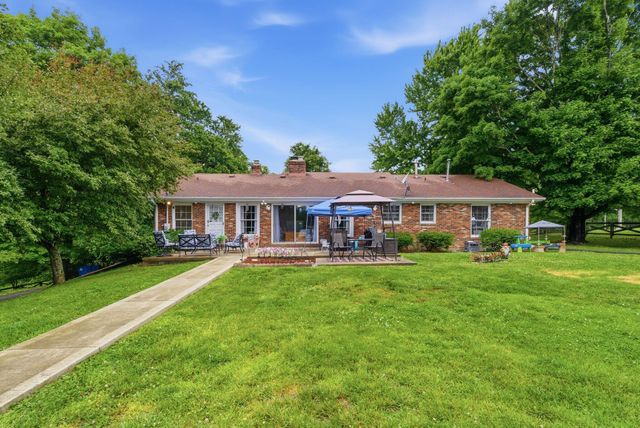 601 S Dogwood Drive, Berea, KY 40403