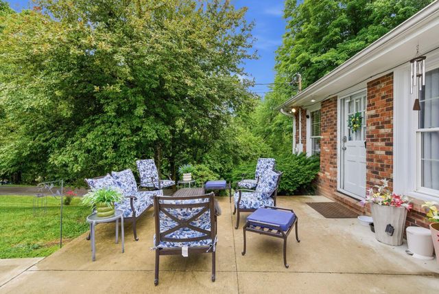 601 S Dogwood Drive, Berea, KY 40403