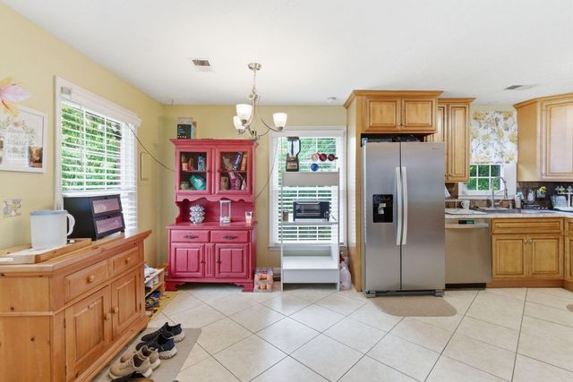 601 S Dogwood Drive, Berea, KY 40403