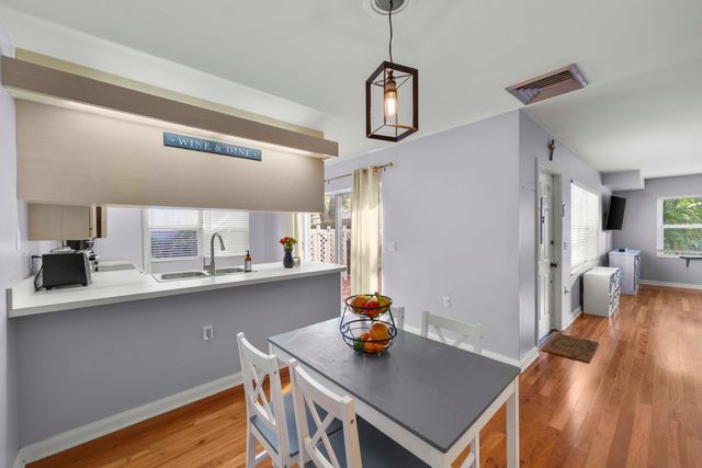 31 Clinton Court B, Royal Palm Beach, FL 33411