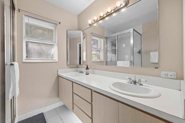 31 Clinton Court B, Royal Palm Beach, FL 33411