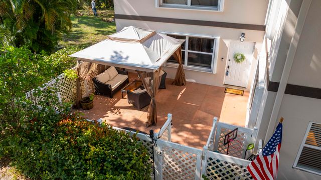 31 Clinton Court B, Royal Palm Beach, FL 33411