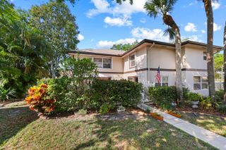 31 Clinton Court B, Royal Palm Beach, FL 33411