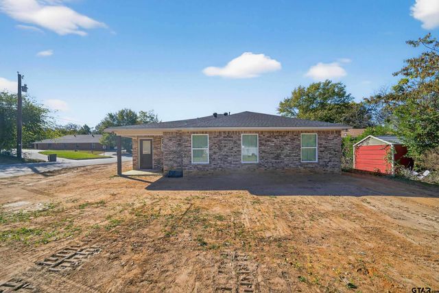 926 S Academy Ave, Tyler, TX 75701