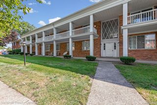29546 Hoover Road, Warren, MI 48093