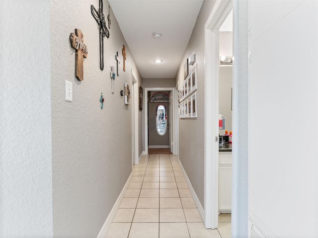 579 County Road 239, Bay City, TX 77414