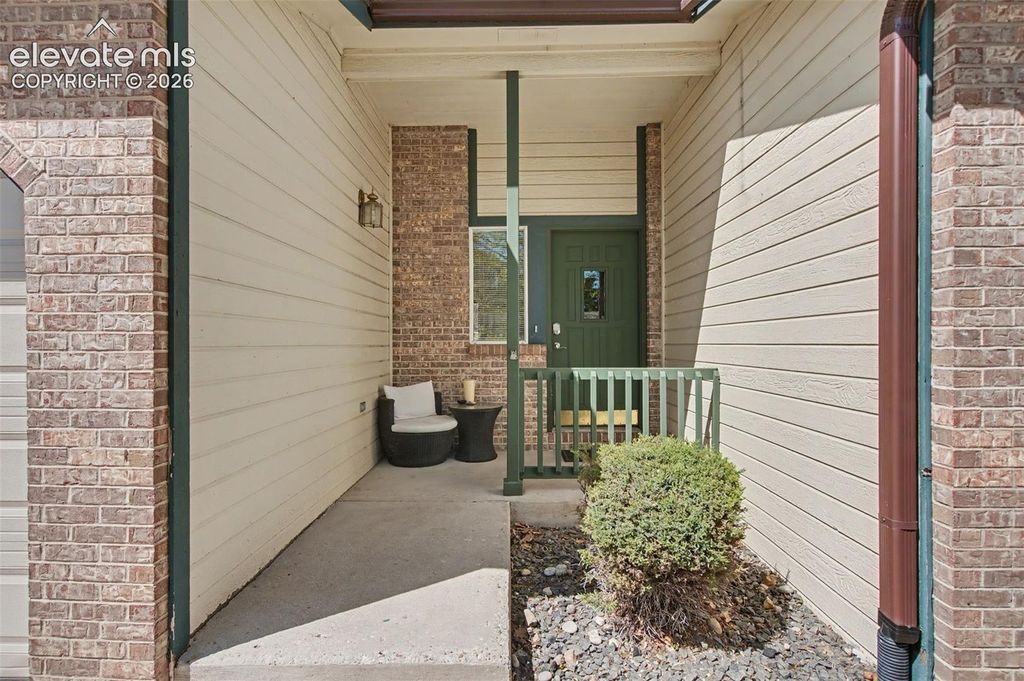 748 Caribbean Point, Colorado Springs, CO 80910 — photo 2