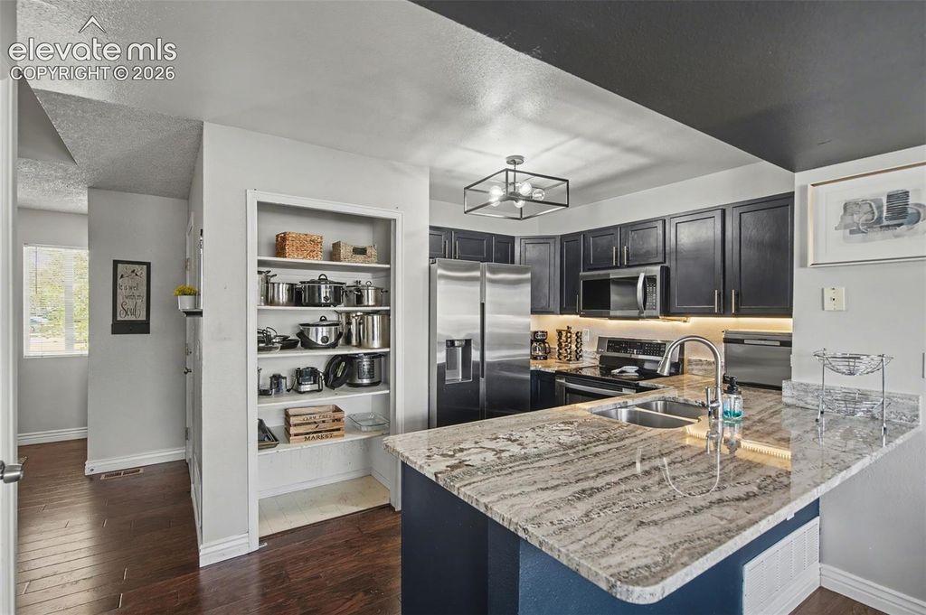 748 Caribbean Point, Colorado Springs, CO 80910 — photo 4