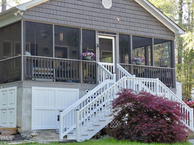 101 Bow Drive, Louisburg, NC 27549