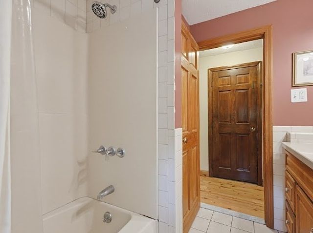209 Highland St, Stoughton, MA 02072