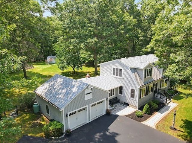 209 Highland St, Stoughton, MA 02072