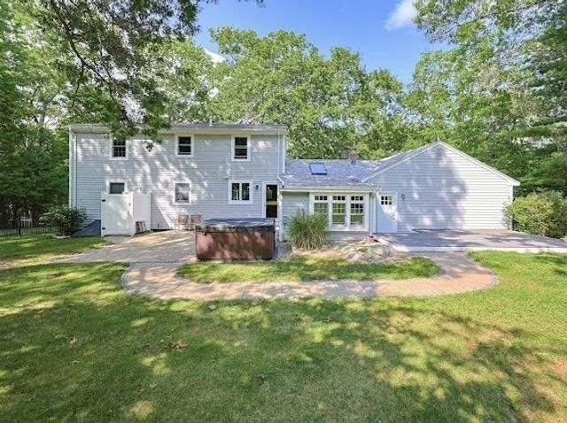 209 Highland St, Stoughton, MA 02072