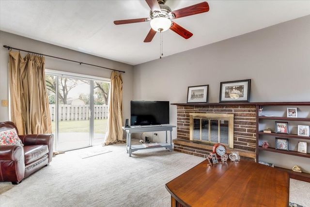 1617 W Womer Dr, Wichita, KS 67230