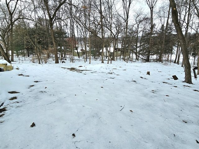 19916 Us-12, White Pigeon, MI 49099