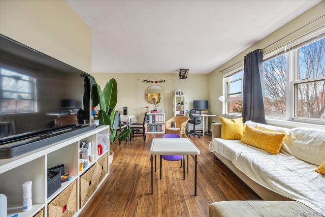 2504 42nd Street, Astoria, NY 11103