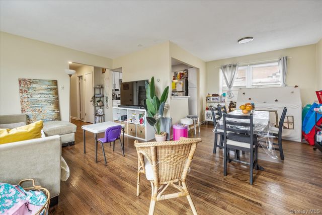 2504 42nd Street, Astoria, NY 11103