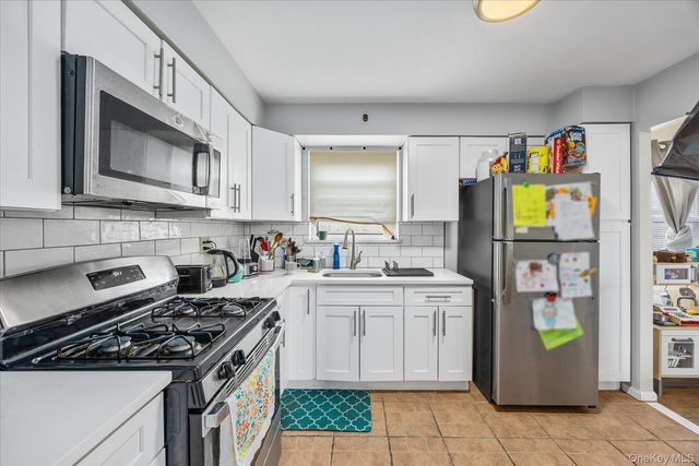 2504 42nd Street, Astoria, NY 11103