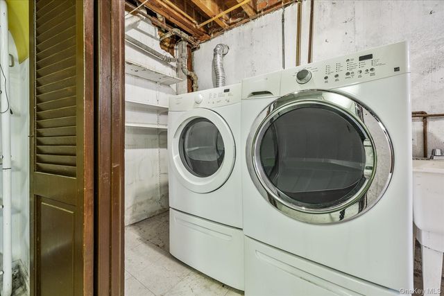 2504 42nd Street, Astoria, NY 11103