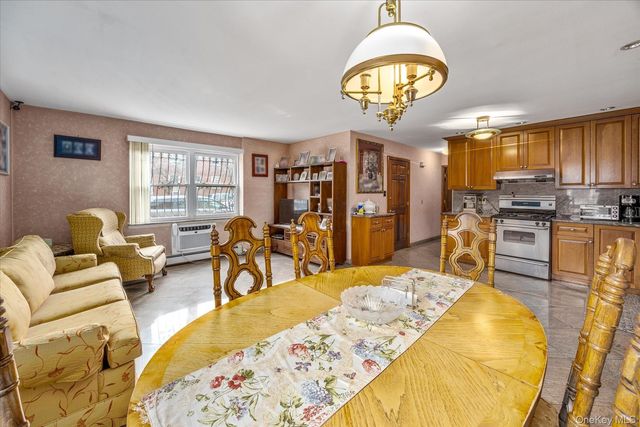 2504 42nd Street, Astoria, NY 11103