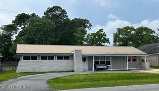 3117 Beachview Drive, Ocean Springs, MS 39564