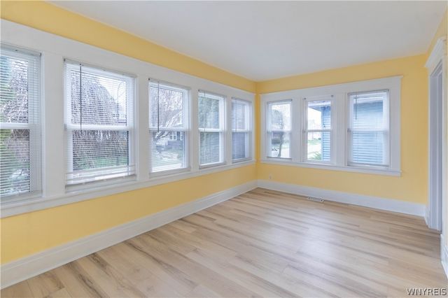 9 Hamlin Road, Buffalo, NY 14208