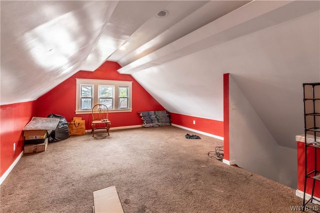 9 Hamlin Road, Buffalo, NY 14208