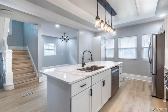 9 Hamlin Road, Buffalo, NY 14208
