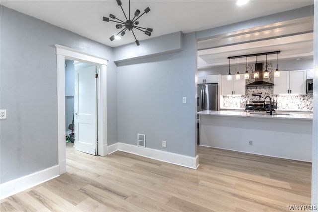9 Hamlin Road, Buffalo, NY 14208