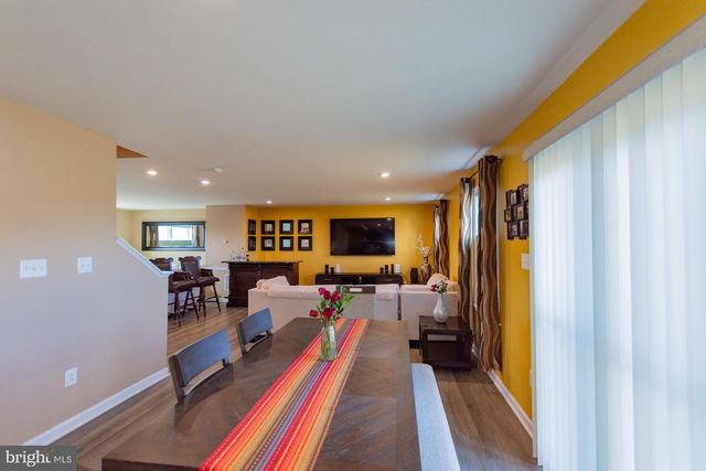 236 SURPLUS RD, Inwood, WV 25428