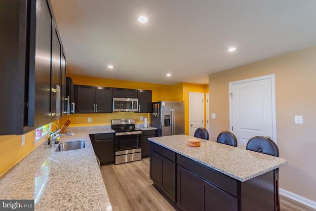 236 SURPLUS RD, Inwood, WV 25428