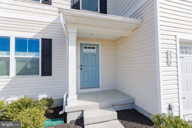 236 SURPLUS RD, Inwood, WV 25428