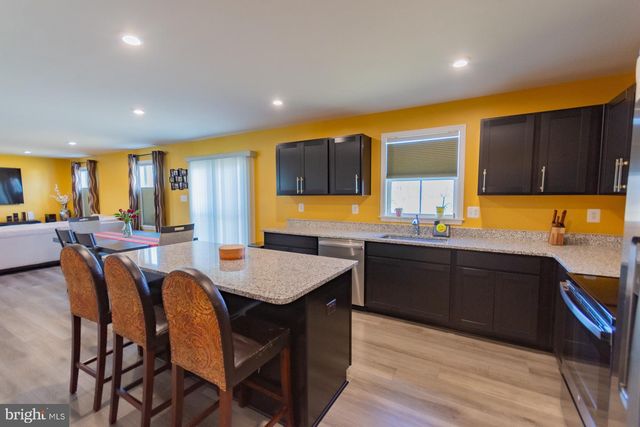 236 SURPLUS RD, Inwood, WV 25428