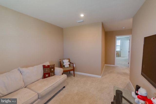 236 SURPLUS RD, Inwood, WV 25428