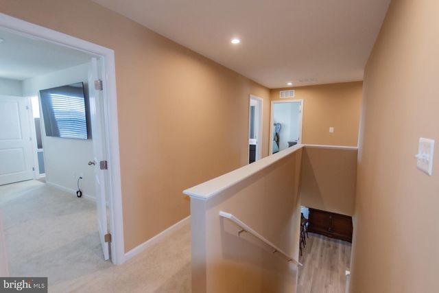 236 SURPLUS RD, Inwood, WV 25428